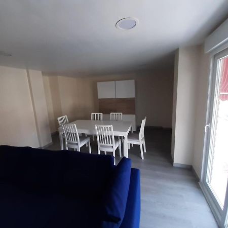 Modern Huge Appartement, Just 100 M From The Beach Santa Pola Exterior photo